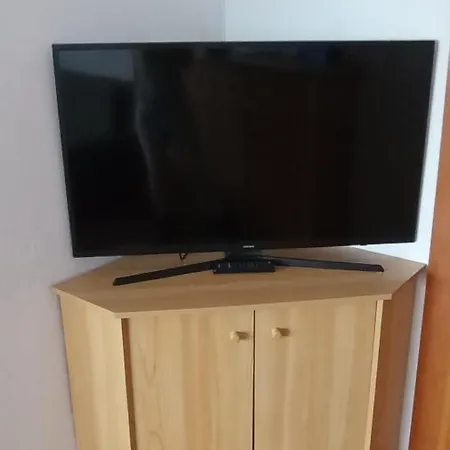 Haus Melanie 호텔 *